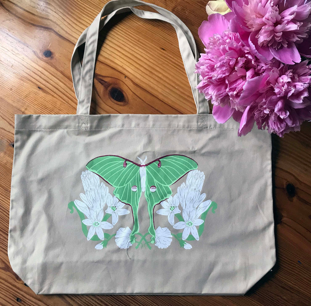 
            
                Load image into Gallery viewer, Luna Moth Tote Bag
            
        